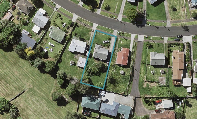 43 Torino Street, Point England, Auckland - Carousel 1