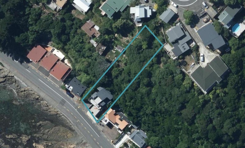 20 Moana Road, Plimmerton, Porirua - Carousel 1