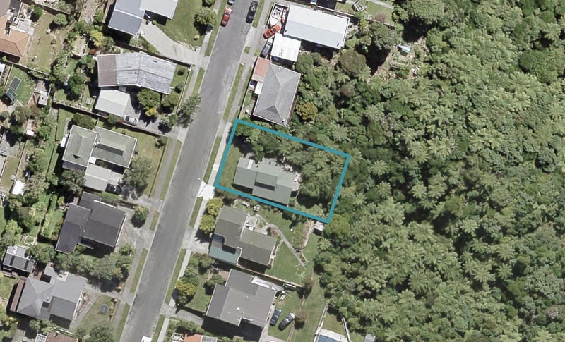 34 Taieri Crescent, Kelson, Lower Hutt - Carousel 1