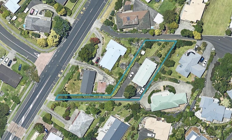45 Victory Street, Welcome Bay, Tauranga - Carousel 1