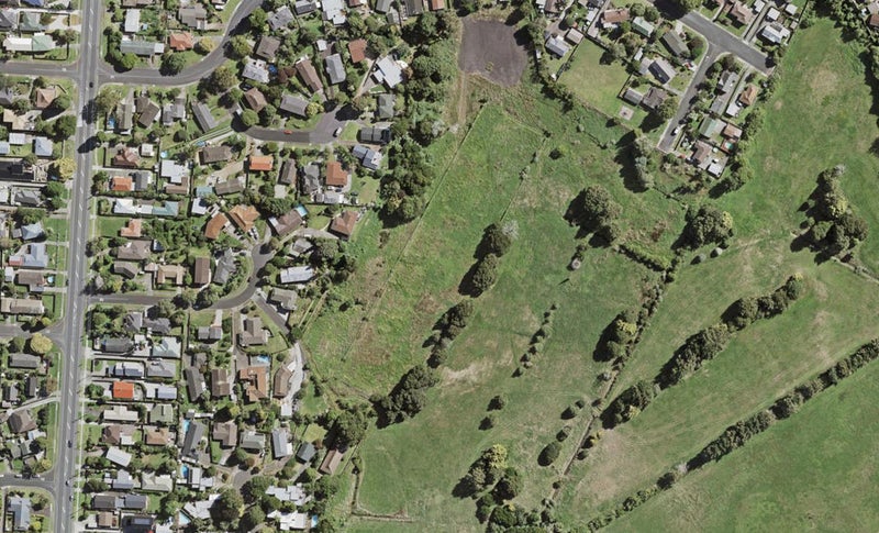 14 Mangapu Road, OPAHEKE - Carousel 1