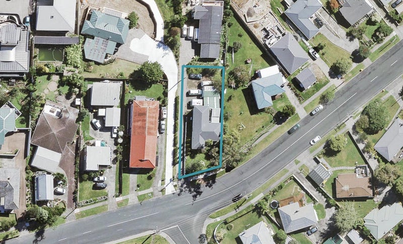 81 Glengarry Road, Glen Eden, Auckland - Carousel 1