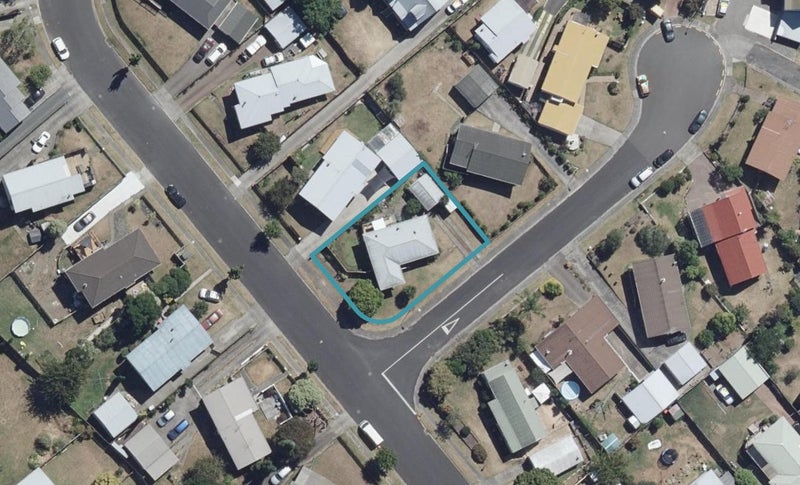 1 McEwan Place, Fitzroy, Hamilton - Carousel 1