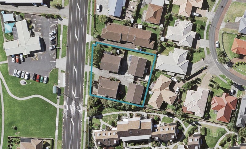 1/66 Aviemore Drive, Highland Park, Auckland - Carousel 1