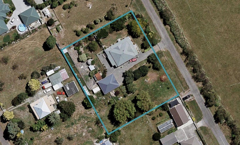 8 Grey Street, Clive, Clive - Carousel 1