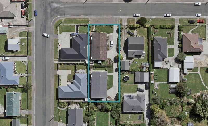 2/61 Willis Street, Grasmere, Invercargill - Carousel 1