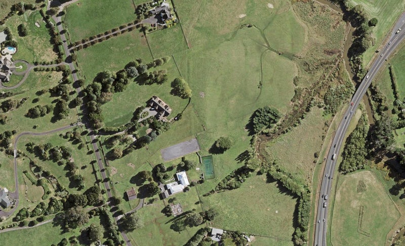 43 Waipaheke Crescent, Karaka, Papakura - Carousel 1