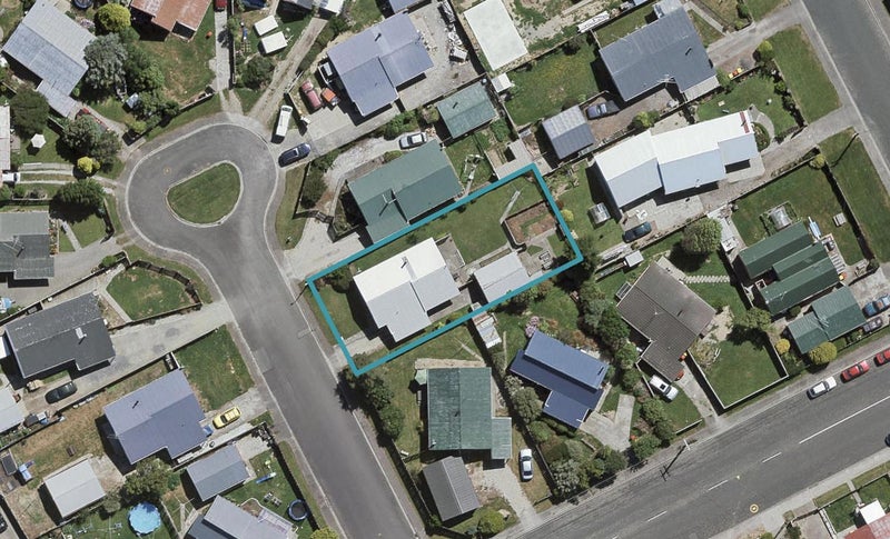38 Avon Place, Clifton, Invercargill - Carousel 1
