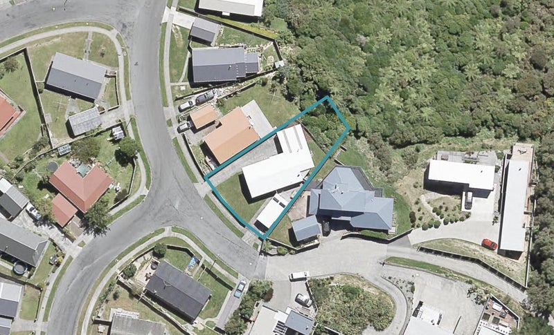 19 Drummond Crescent, Kelson, Lower Hutt - Carousel 1