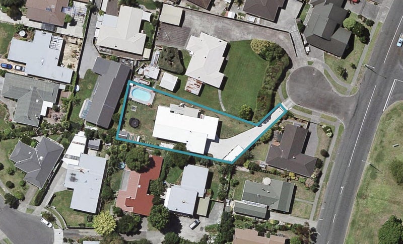 76 York Avenue, Tamatea, Napier - Carousel 1