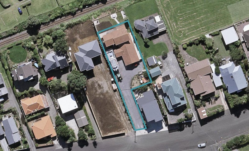 26A Birdwood Avenue, Moturoa, New Plymouth - Carousel 1