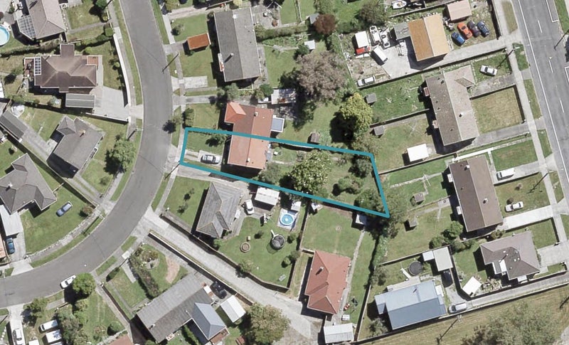23 Benge Crescent, Naenae, Lower Hutt - Carousel 1