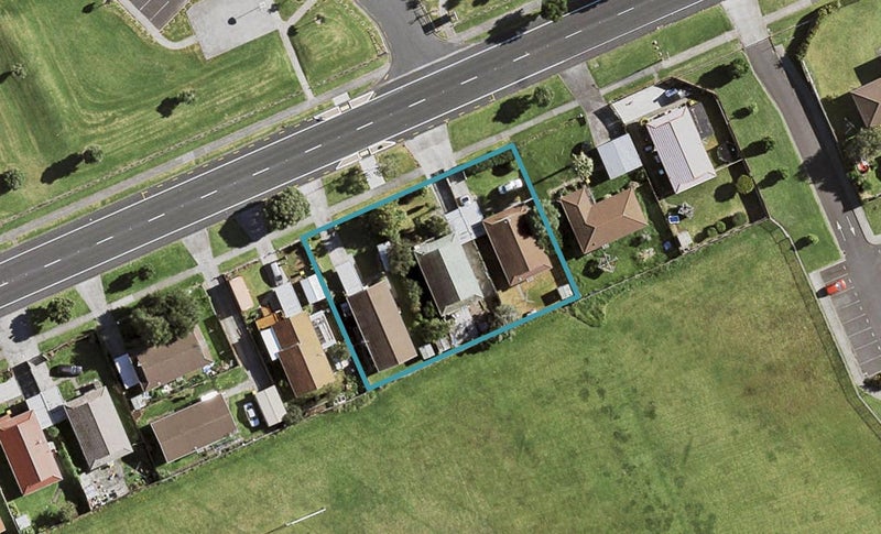 1/32 Palmers Road, Clendon Park, Auckland - Carousel 1