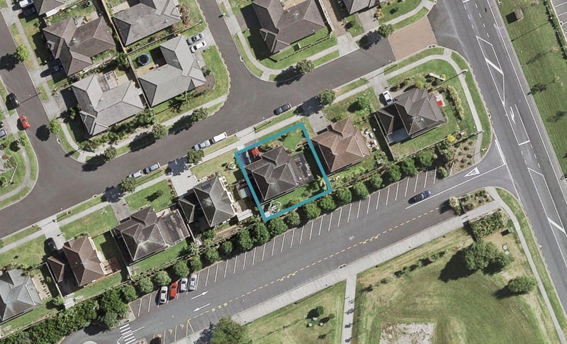 6 Sarteano Drive, Manurewa, Auckland - Carousel 1