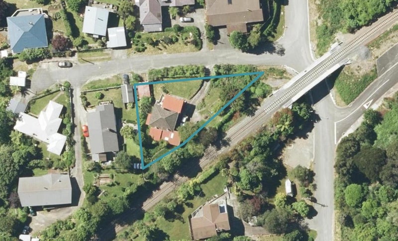 28 South Terrace, Picton, Picton - Carousel 1
