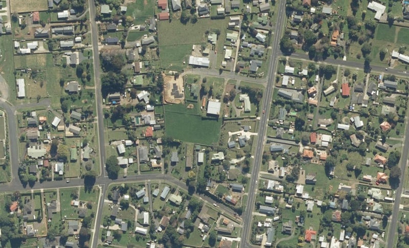 22B Rolleston Street, Kihikihi, Te Awamutu - Carousel 1