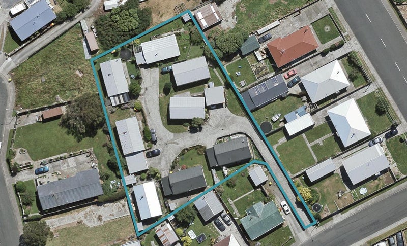 4 Boyne Street, Clifton, Invercargill - Carousel 1