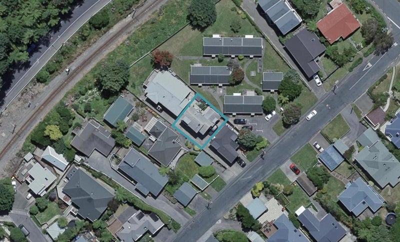 19B Omar Street, Khandallah, Wellington - Carousel 1