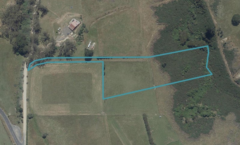 121 Short Cut Road, WAITATI, Waitati - Carousel 1