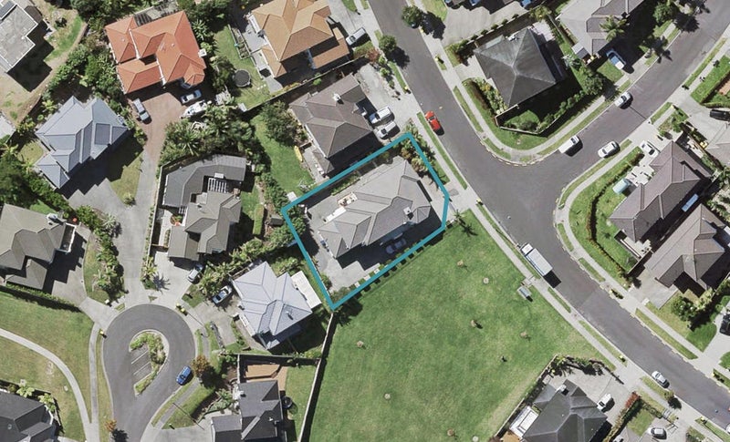 49 Killybegs Drive, Pinehill, Auckland - Carousel 1