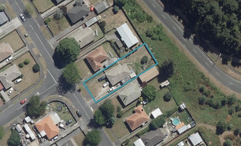 27 Norrie Street, Bader, Hamilton - Carousel 1