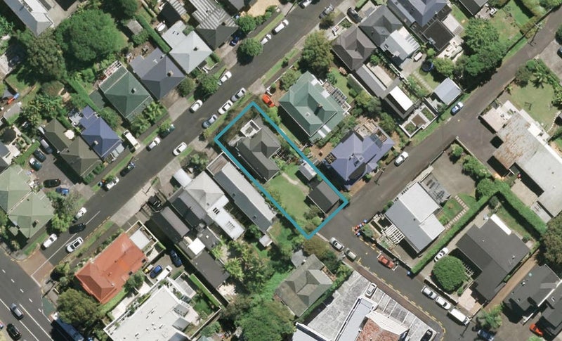10 Wootton Road, Remuera, Auckland - Carousel 1