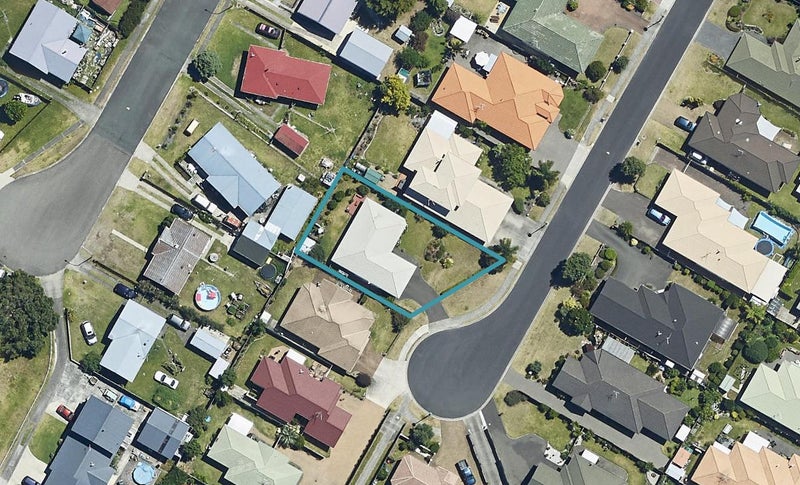 44 Fahey Avenue, Mount Maunganui, Mount Maunganui - Carousel 1
