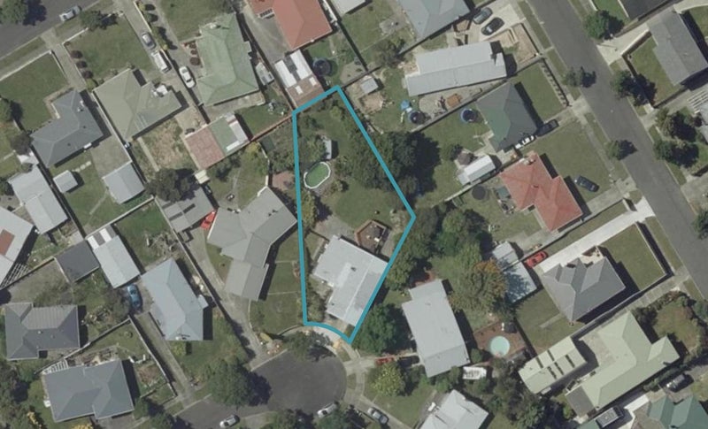 4 Mahia Place, Kelvin Grove, Palmerston North - Carousel 1