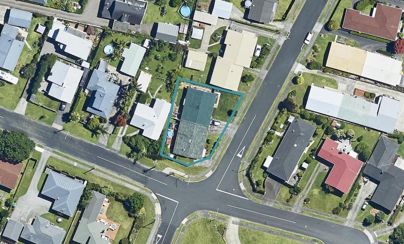63 Ridge Street, Otumoetai, Tauranga - Carousel 1