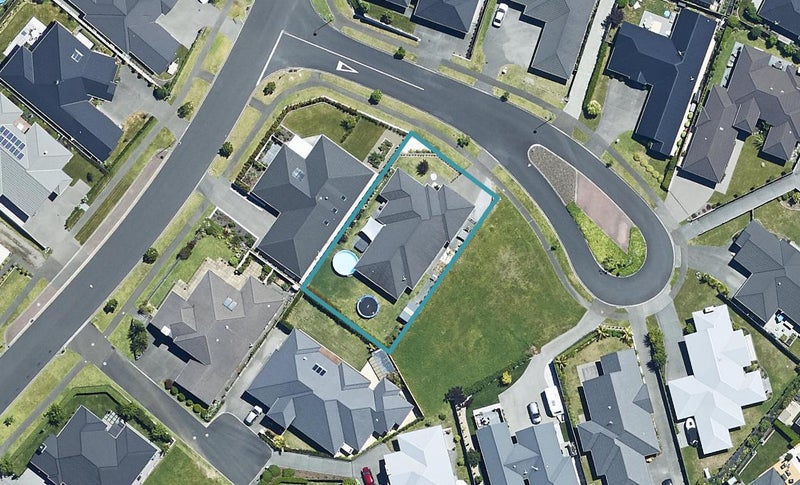 6 Belgrave Close, Bethlehem, Tauranga - Carousel 1