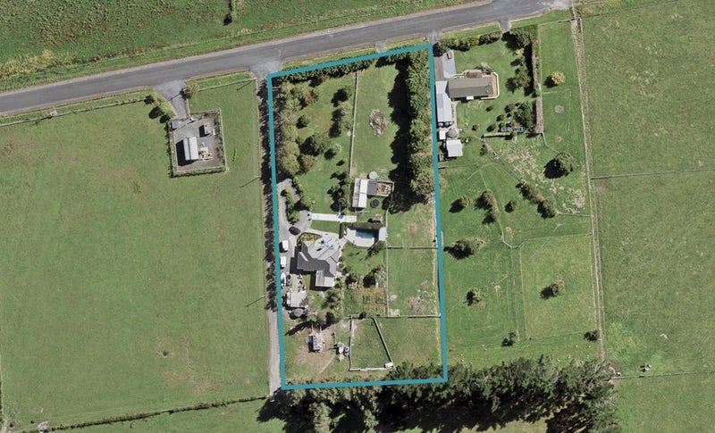 111 WALKER RD, Ōpaheke, Papakura - Carousel 1