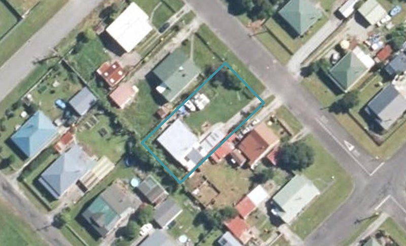 28 Peel Street, Cobden, Greymouth - Carousel 1