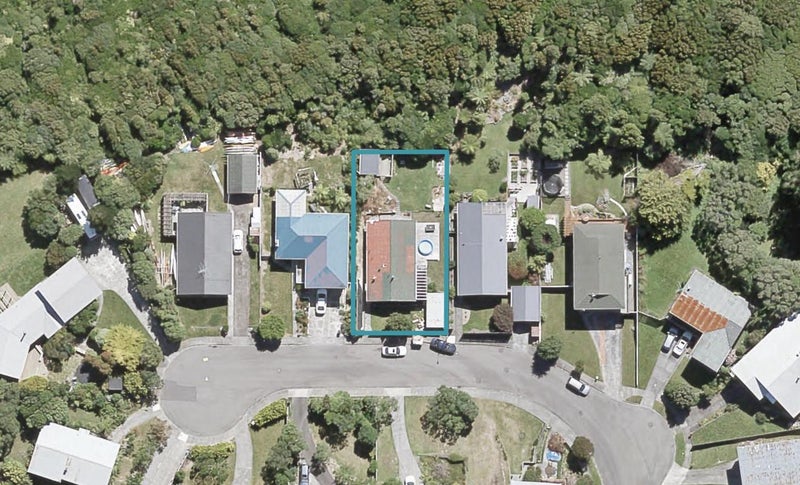 20 Wattle Grove, Maungaraki, Lower Hutt - Carousel 1