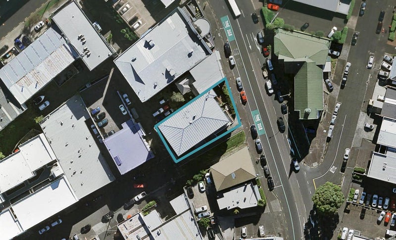 2/39 Mount Eden Road, Eden Terrace, Auckland - Carousel 1