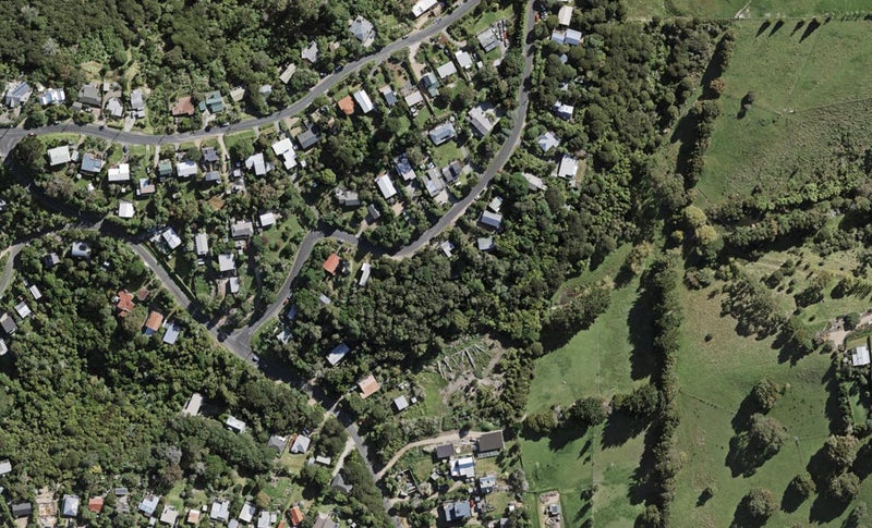 14 Karaka Road, Oneroa, Waiheke Island - Carousel 1