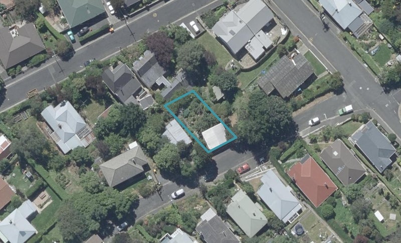 8 Lucan Street, North East Valley, Dunedin - Carousel 1