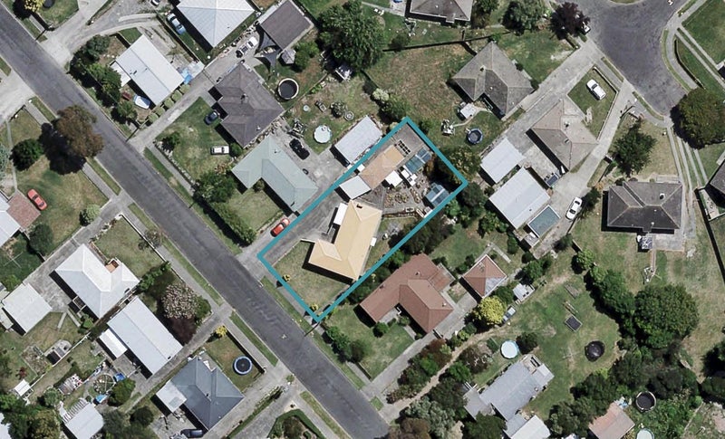 32 Barnard Avenue, Maraenui, Napier - Carousel 1