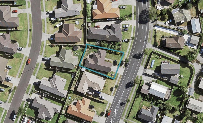 74 Etherton Drive, Weymouth, Auckland - Carousel 1