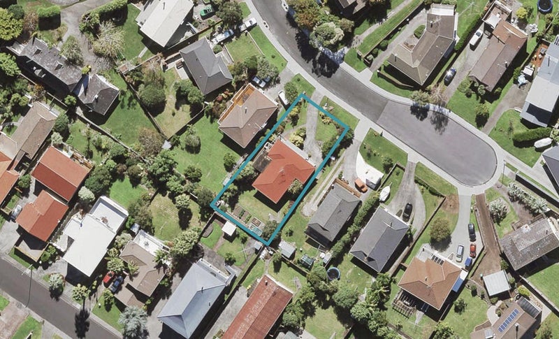 22 Lydford Place, Glendene, Auckland - Carousel 1