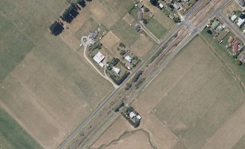 1 Nikau Street, Tokomaru, Palmerston North - Carousel 1