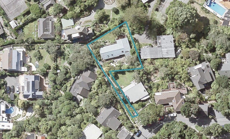 229 Marine Drive, Lowry Bay, Lower Hutt - Carousel 1