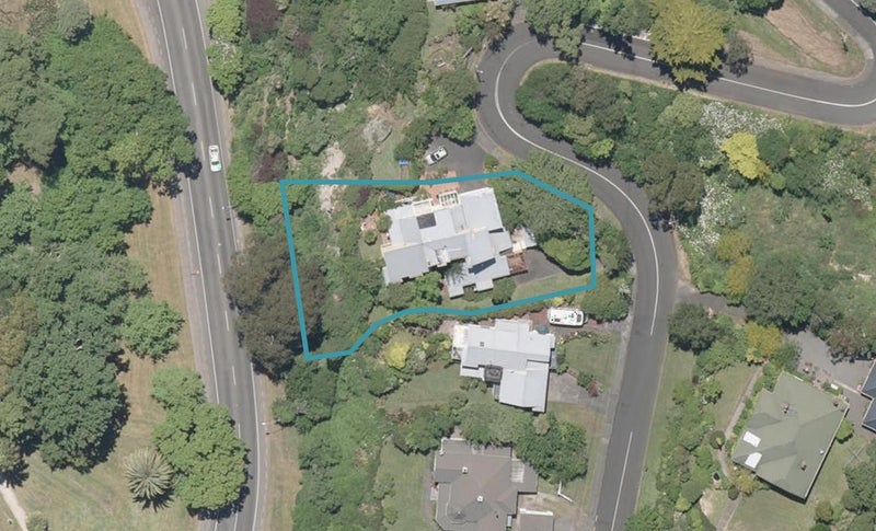 5 Wairere Road, Bastia Hill, Whanganui - Carousel 1