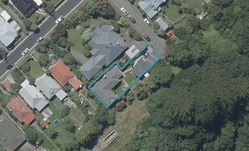 4 Mowat Street, Opoho, Dunedin - Carousel 1