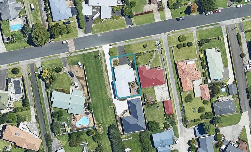 82 Sutherland Road, Brookfield, Tauranga - Carousel 1