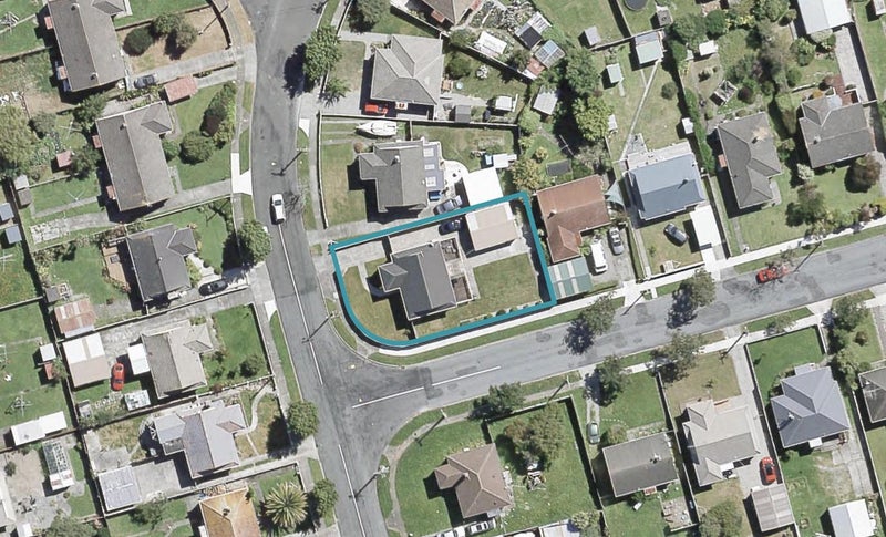 12 Shearer Crescent, Naenae, Lower Hutt - Carousel 1