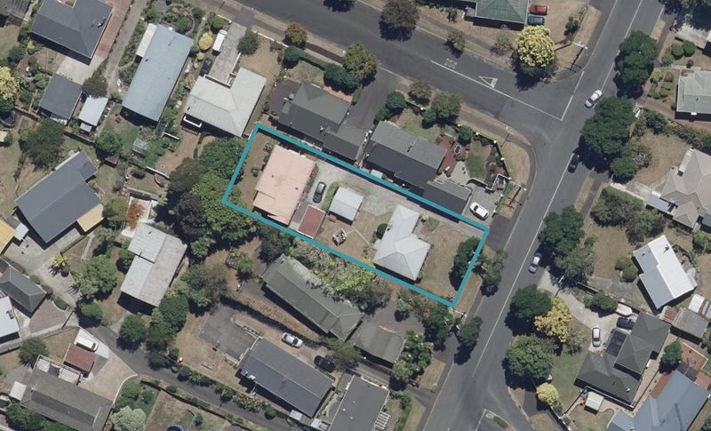 22A Houchens Road, Glenview, Hamilton - Carousel 1
