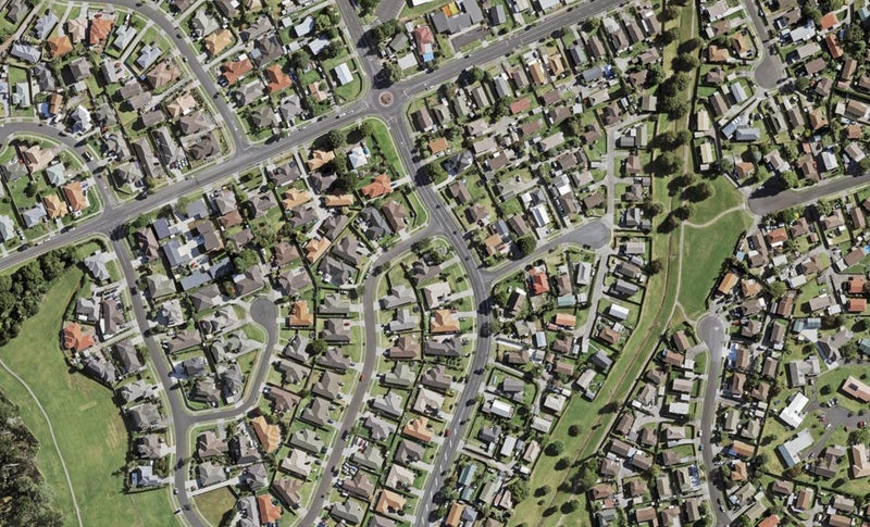 82 Etherton Drive, Weymouth, Auckland - Carousel 1