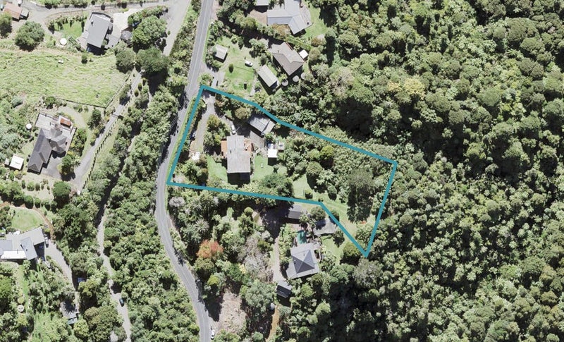 334 Forest Road, WAIATARUA, AUCKLAND - Carousel 1