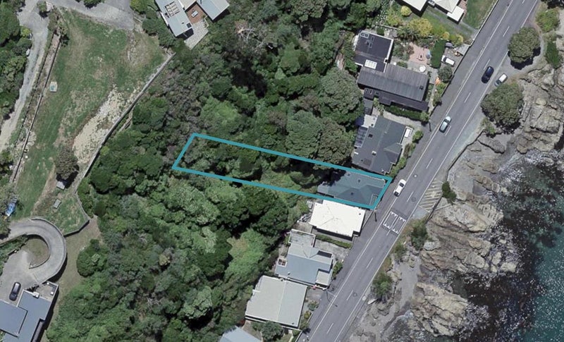 303 Karaka Bay Road, Karaka Bays, Wellington - Carousel 1