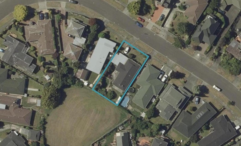 27 Kentucky Way, Awapuni, Palmerston North - Carousel 1